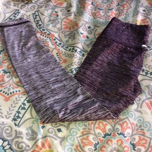 Aerie chill play move purple ombré leggings